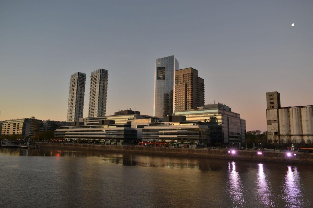 VNYvCIPxJ_akkiGwSE7vfQystLJ994MuILl6Uuw7SawQv-7ltPoHMQg9gsMIe65clJJuU-hcSTx27TcuYOVvy7VOkP3XZXfXq6O5-0Oa350